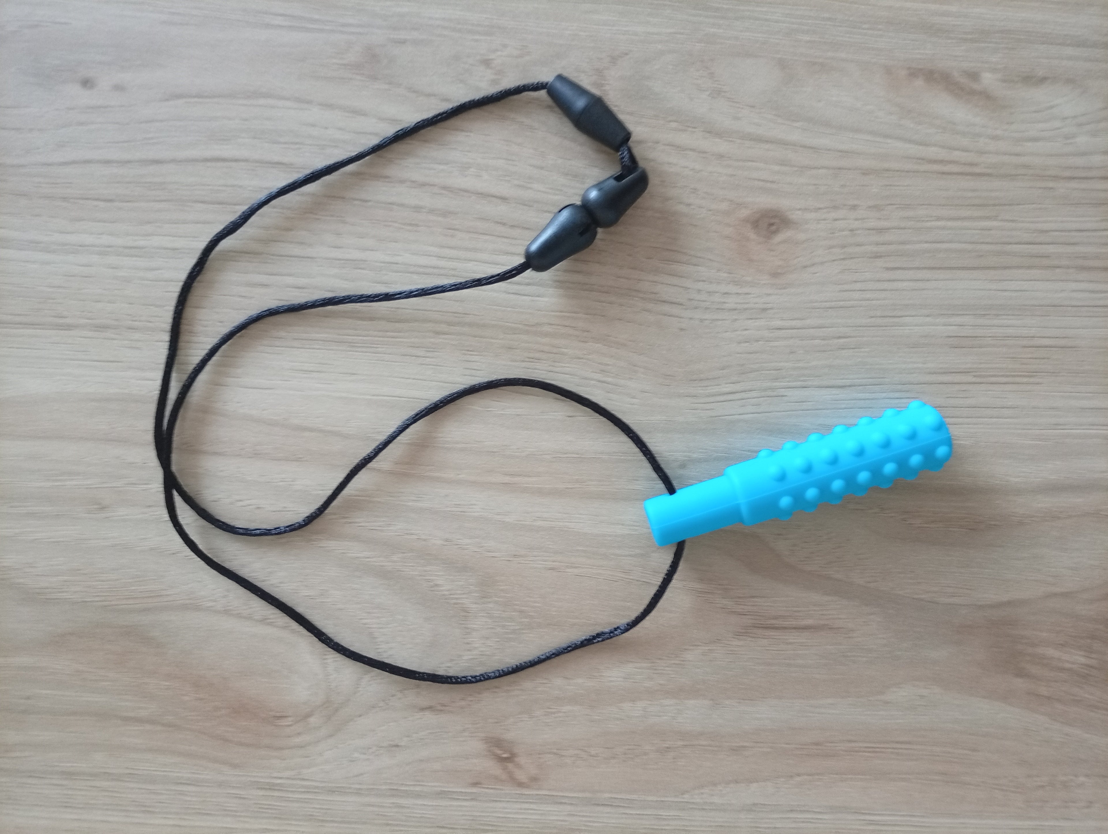 collier à mordre sensoriel en silicone