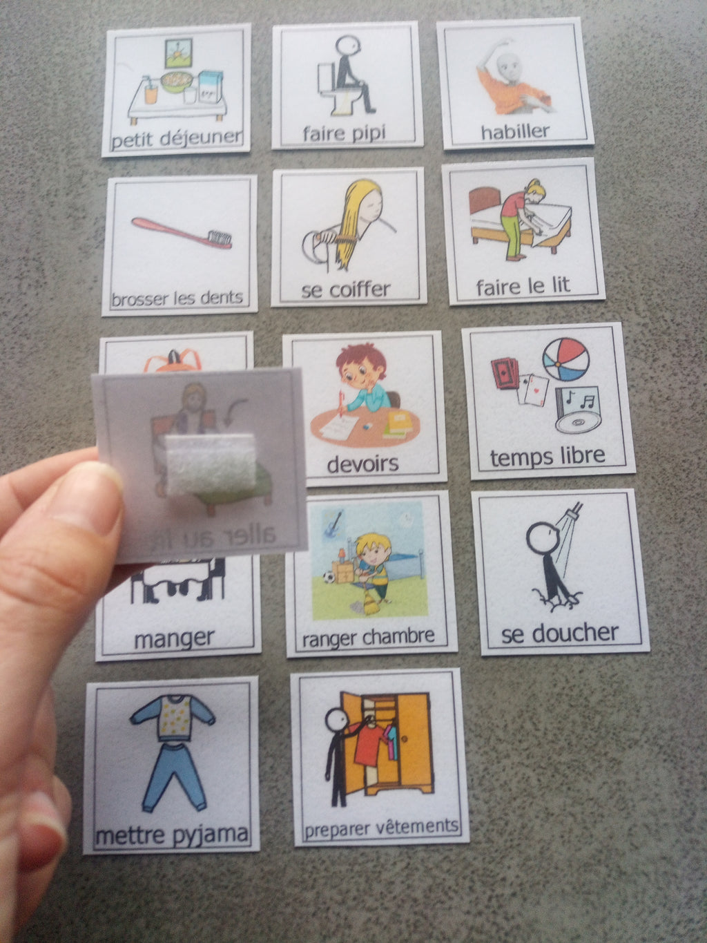 Routine visuelle enfant autonomie – 15 pictogrammes emploi du temps A4 plastifié PECS Montessori CAA TSA TDAH – liste de tâches quotidienne