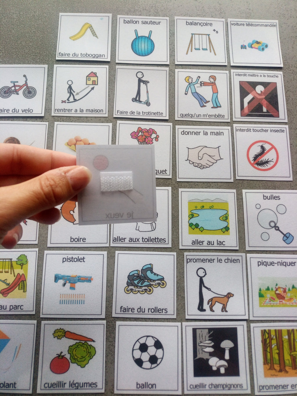 30 pictogrammes activités extérieures enfant – PECS / Makaton / Montessori – communication TSA non verbal – jeu et langage