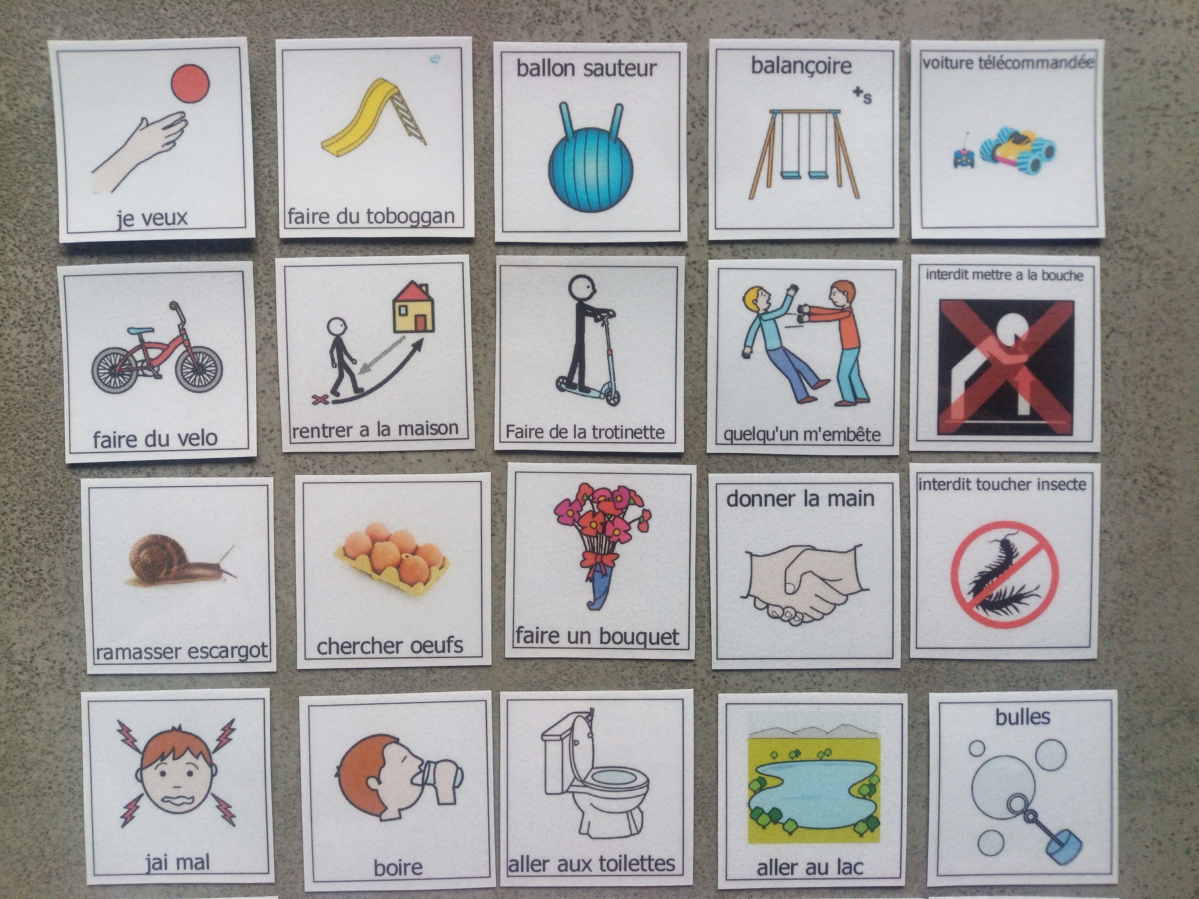 30 pictogrammes activités extérieures enfant – PECS / Makaton / Montessori – communication TSA non verbal – jeu et langage