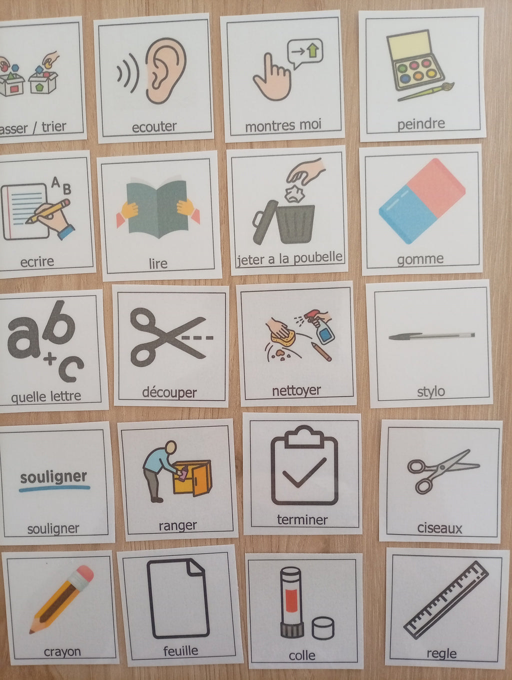 30 pictogrammes matériel scolaire et consignes
